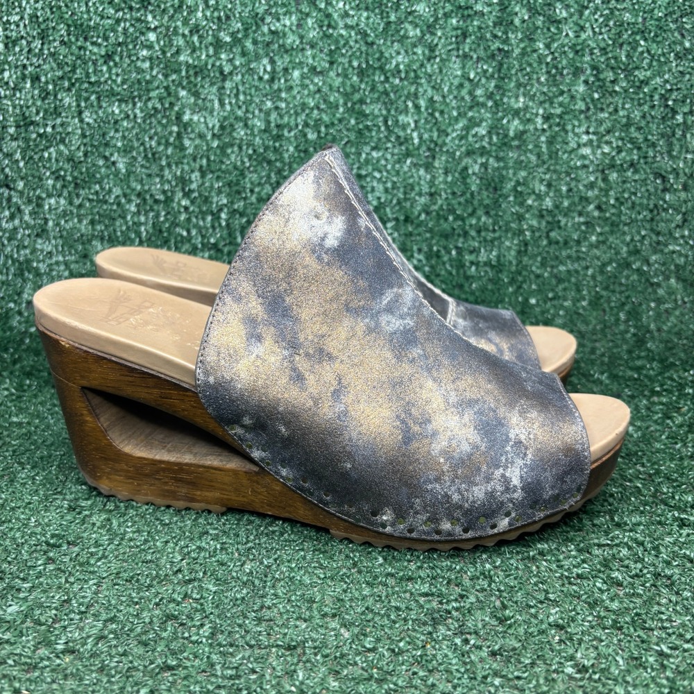 Dansko Metallic Leather Peep Toe Cutout Wedge Sandal Mule Grey Womens Sz 10.5-11